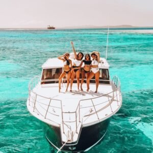 private luxury yacht cruise – 1 hour